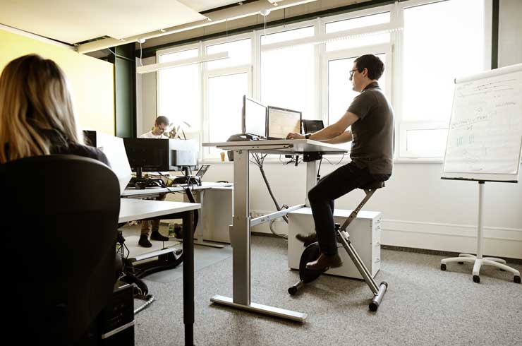 Bewegtes Büro